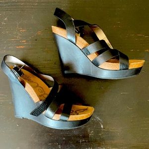 Sam Edelman Black Wedge Sandals Size 8